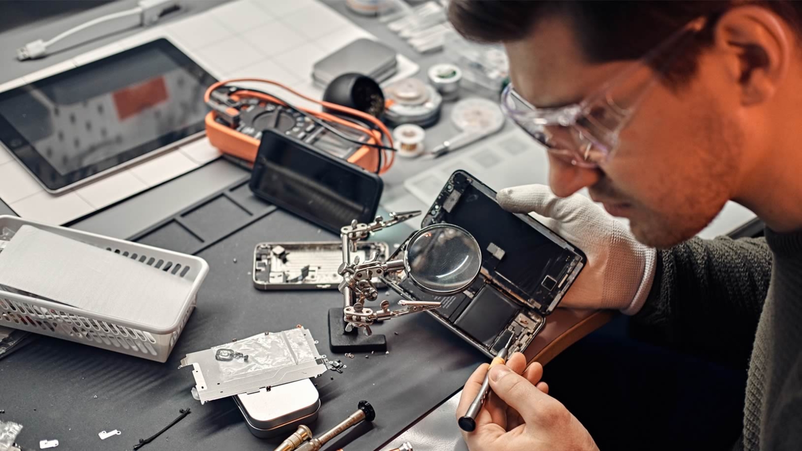 1708-abra-seu-proprio-negocio-como-tecnico-de-celulares